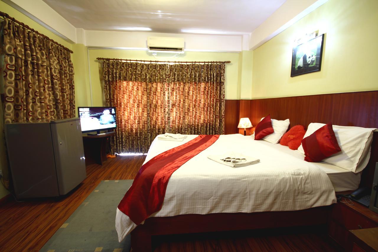Classic Nepal Hotel Katmandou Extérieur photo