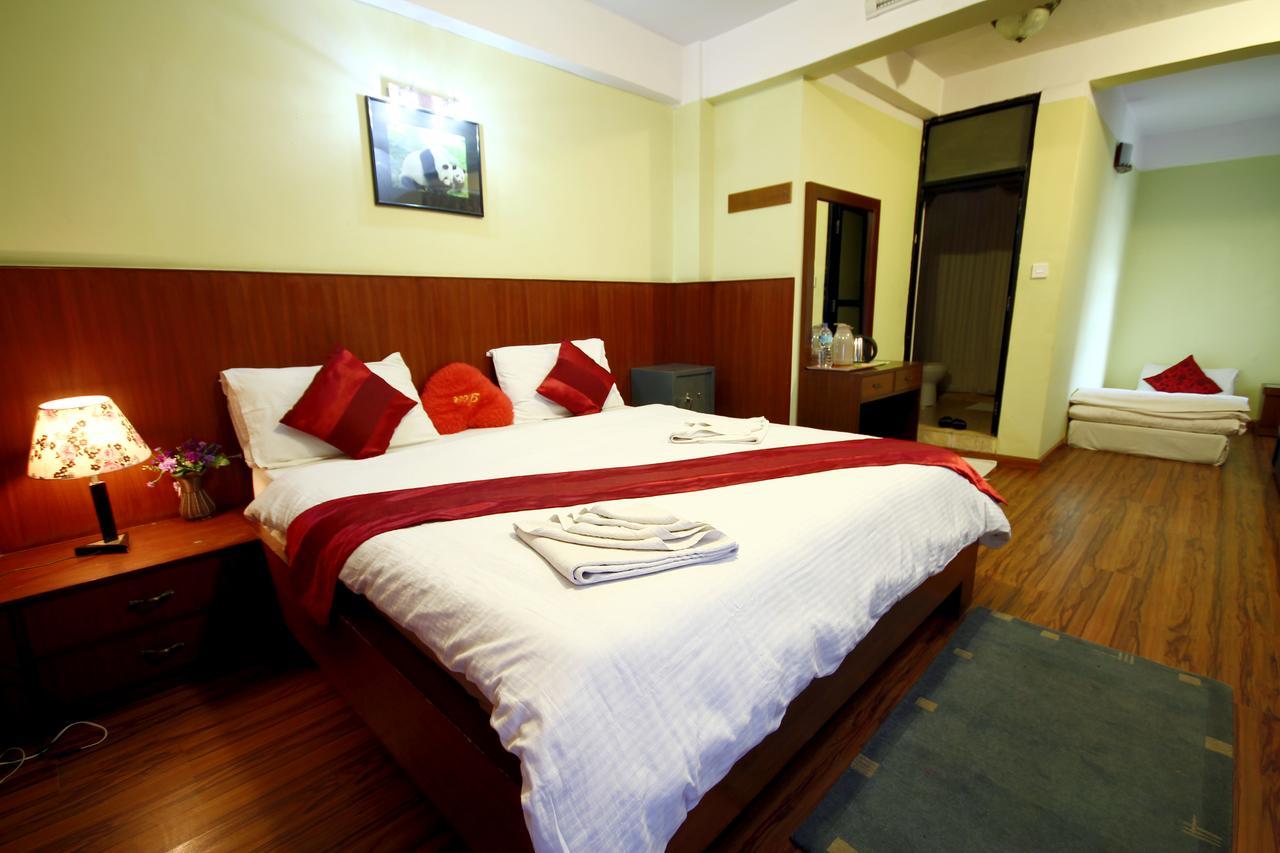 Classic Nepal Hotel Katmandou Extérieur photo
