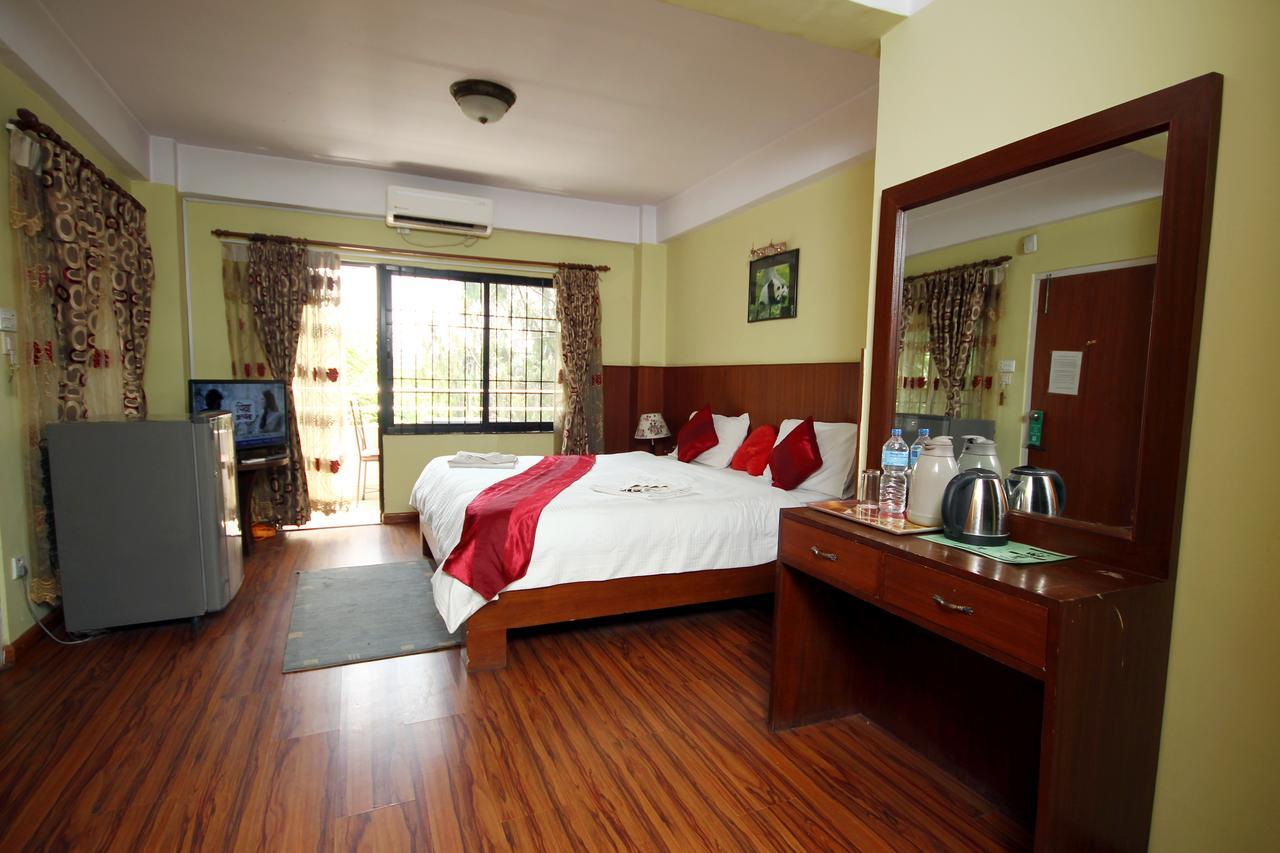 Classic Nepal Hotel Katmandou Extérieur photo