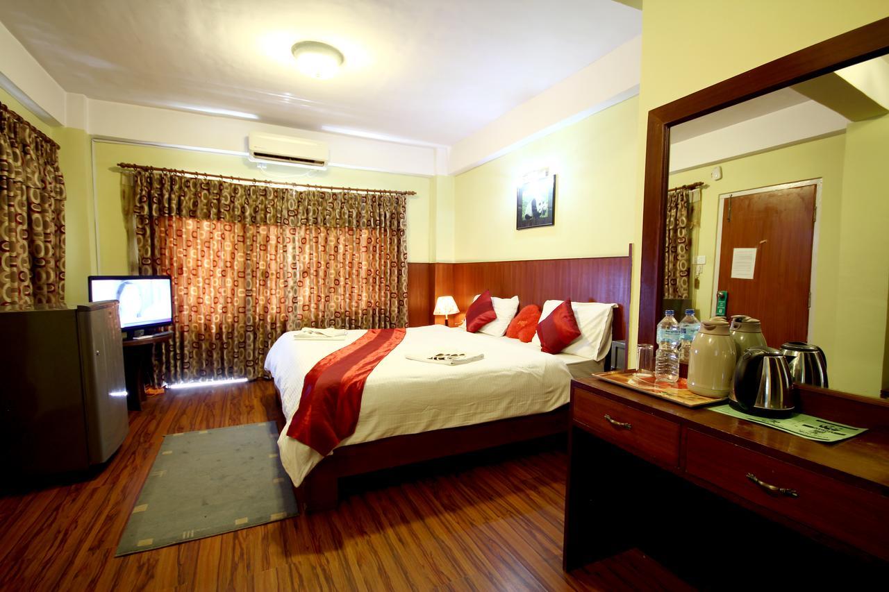 Classic Nepal Hotel Katmandou Extérieur photo