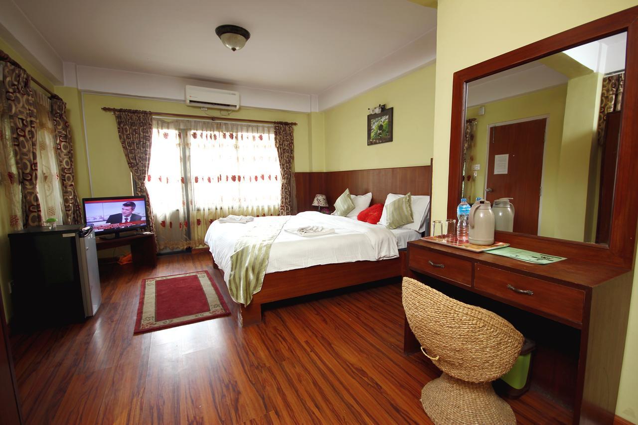 Classic Nepal Hotel Katmandou Extérieur photo